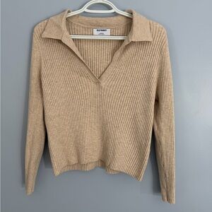 Old Navy Women's Beige V-Neck  Ribbed Sweater SZ MP